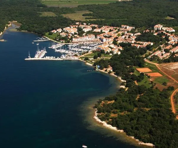 In With Balcony, Air Conditioning, Wifi 4676-6