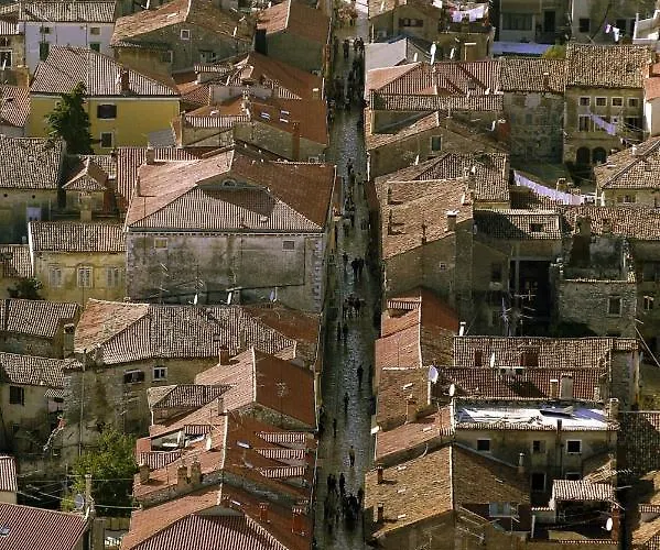In With Balcony, Air Conditioning, Wifi 4676-6 Poreč