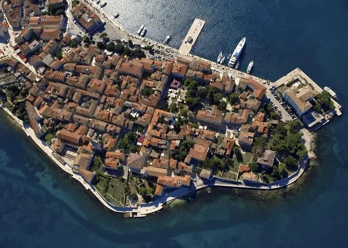 In With Balcony, Air Conditioning, Wifi 4676-6 *