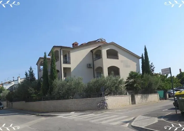 In With Balcony, Air Conditioning, Wifi 4676-6 Poreč