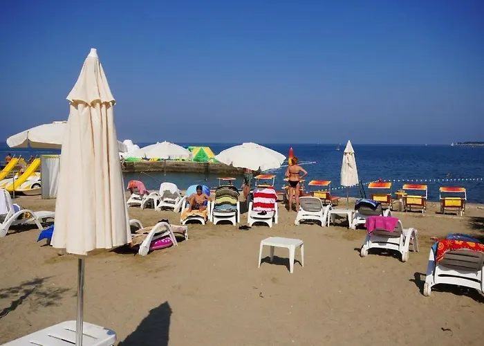 Apartment In With Balcony, Air Conditioning, Wifi 4676-6 Poreč