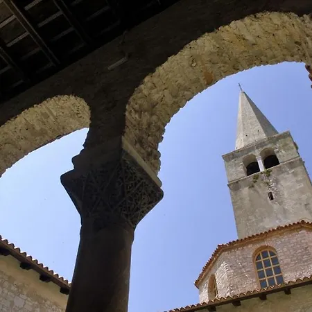 In With Balcony, Air Conditioning, Wifi 4676-6 * ポレッチ