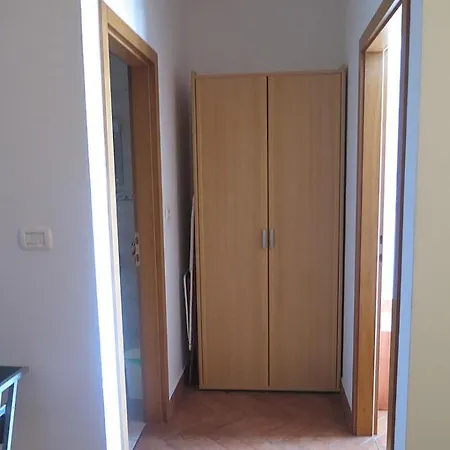 In With Balcony, Air Conditioning, Wifi 4676-6 *